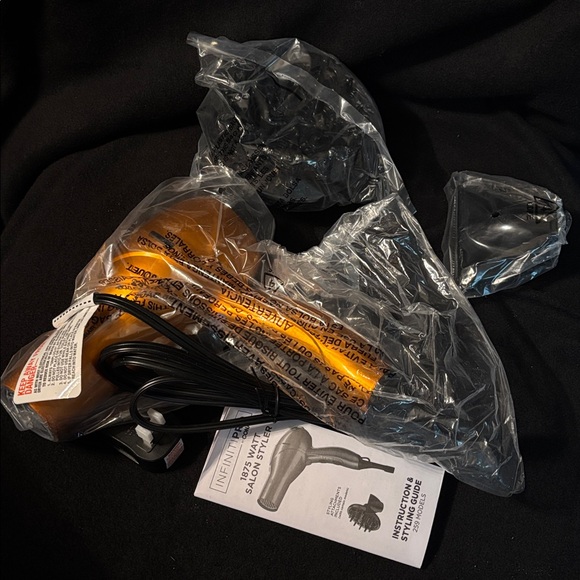 Infiniti Pro Conair Salon Dryer - Picture 3 of 3